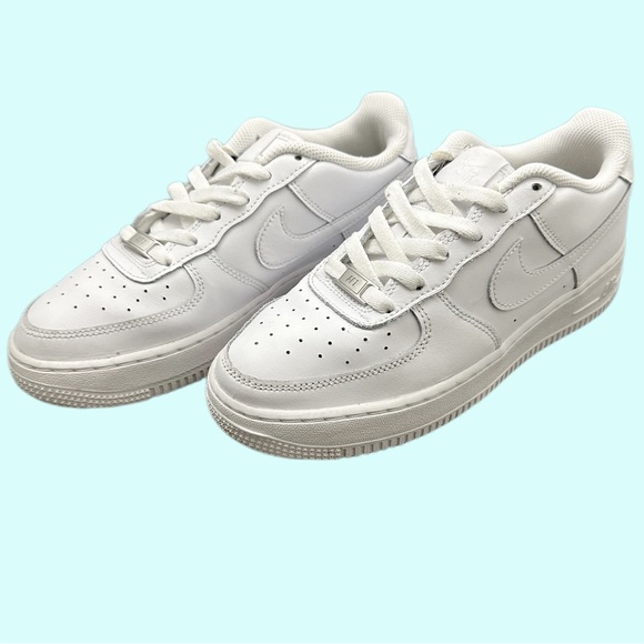 Nike Air Force One Low Casual Sneakers - Picture 2 of 5
